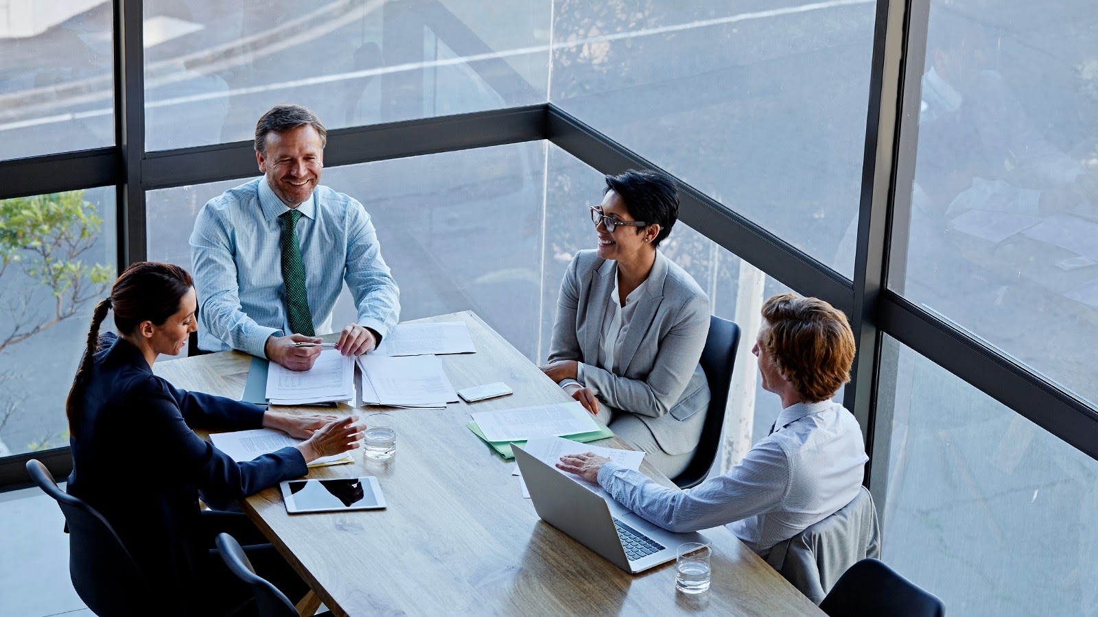 Định cư diện đầu tư doanh nhân nhằm tăng trưởng kinh tế cho tỉnh bang